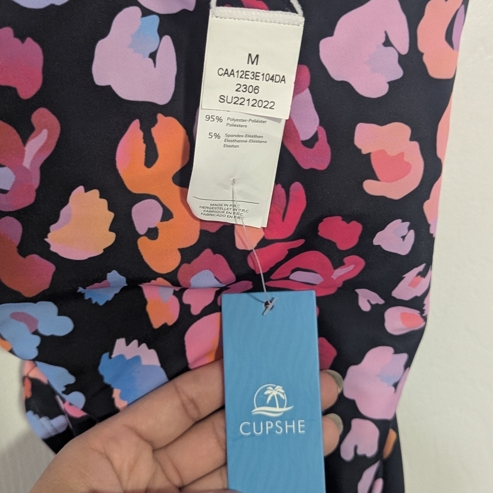 Cupshe NWT One Piece Swimsuit Cutout Strappy Back Leopard Print Medium - Picture 2 of 4